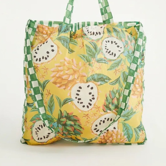 FARM Rio “Bolsinha Me Leva” Nylon keychain Bag – NEW! - Picture 1 of 4